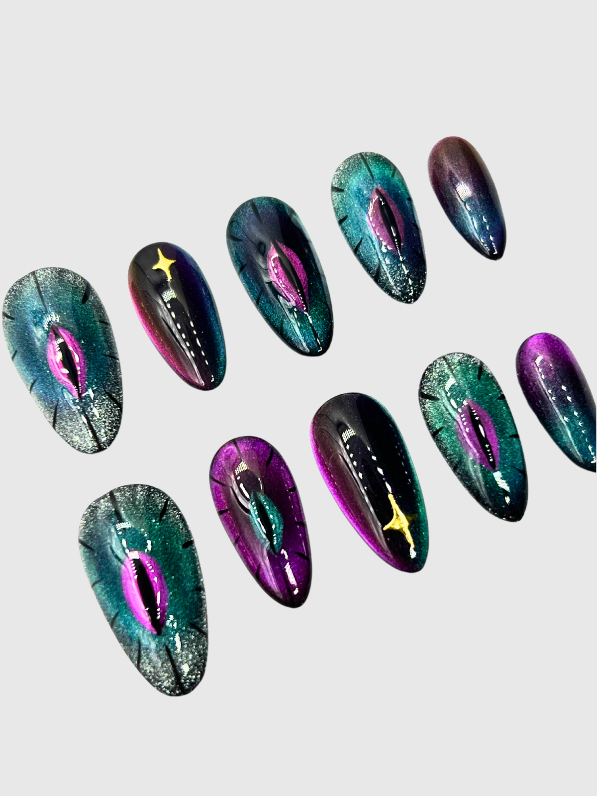 Snake Den press on nails